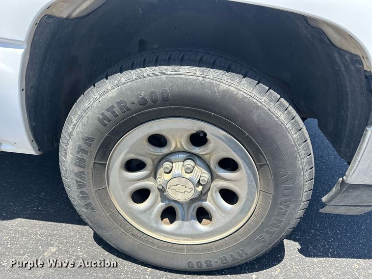 image for item FB9397 2007 Chevrolet Silverado 1500 Ext. Cab pickup truck