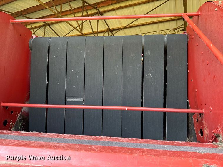 image for item DK0002 2008 New Holland BR7090 round baler