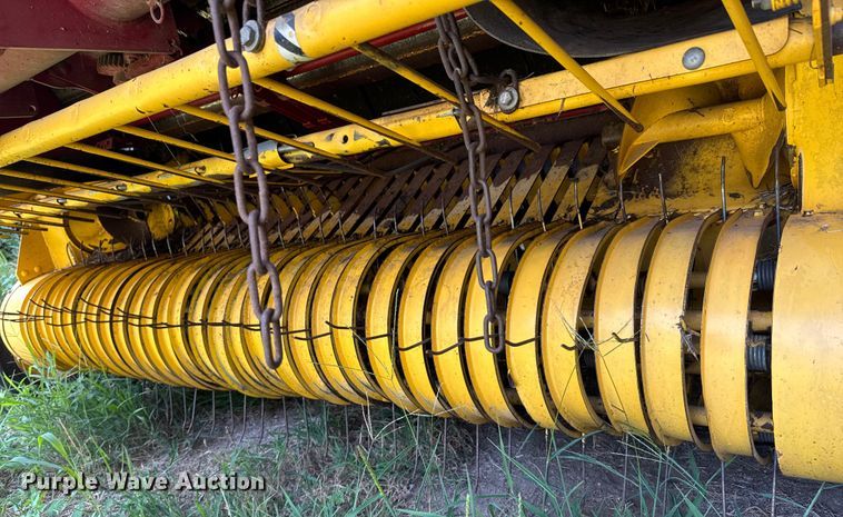 image for item DK0002 2008 New Holland BR7090 round baler