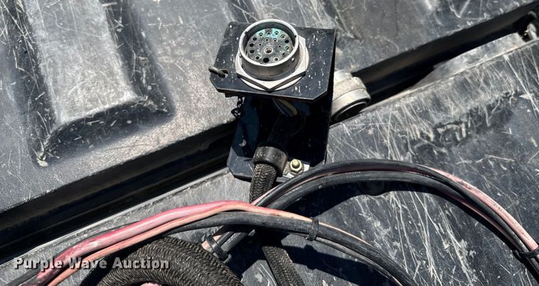 image for item DK0002 2008 New Holland BR7090 round baler