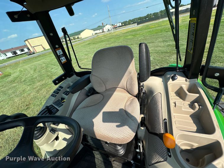 image for item DK0013 2022 John Deere 4066R tractor