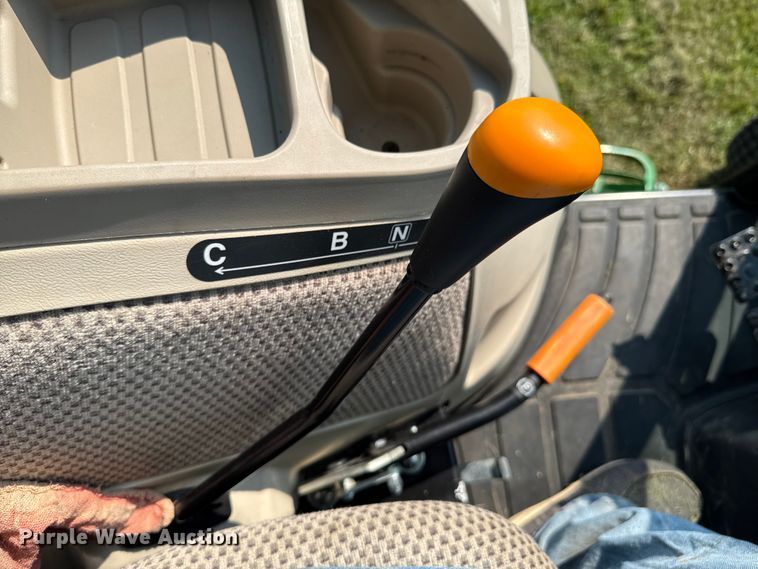 image for item DK0013 2022 John Deere 4066R tractor