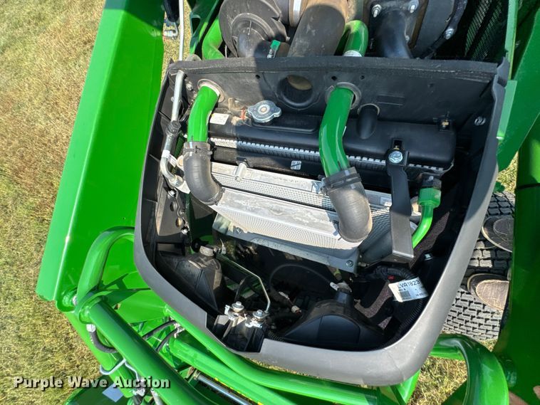 image for item DK0013 2022 John Deere 4066R tractor