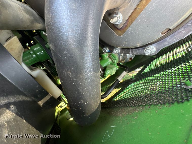 image for item DK0013 2022 John Deere 4066R tractor