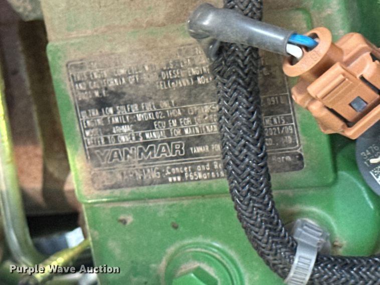 image for item DK0013 2022 John Deere 4066R tractor