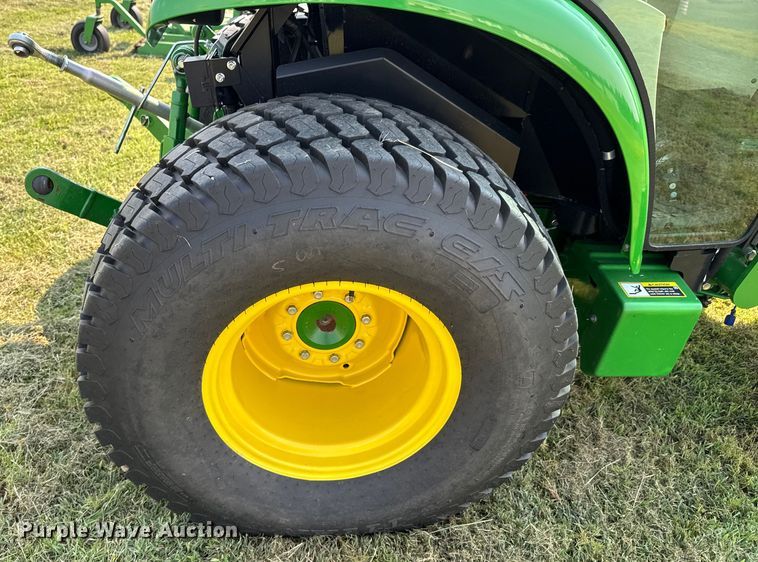 image for item DK0013 2022 John Deere 4066R tractor