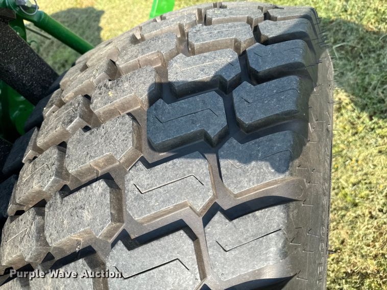 image for item DK0013 2022 John Deere 4066R tractor