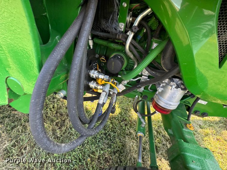 image for item DK0013 2022 John Deere 4066R tractor