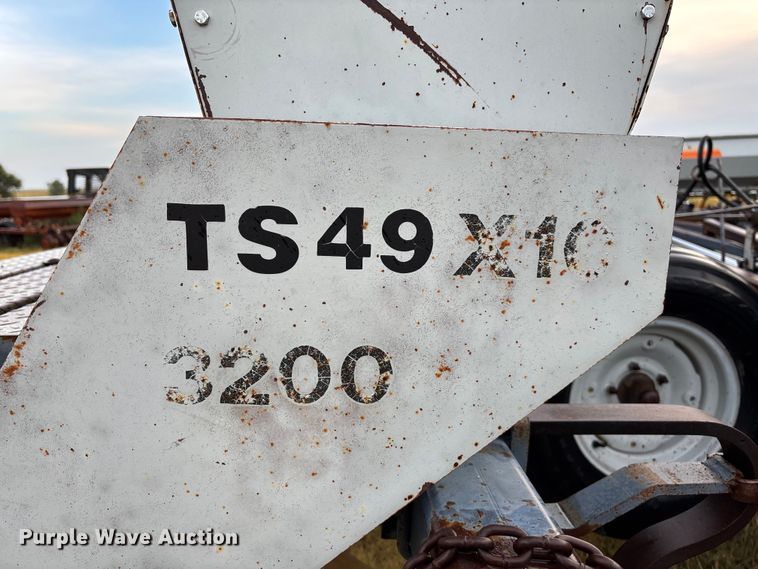 image for item DT3276 CrustBuster TS49 X10 3200 grain drill