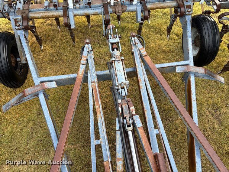 image for item DT3276 CrustBuster TS49 X10 3200 grain drill