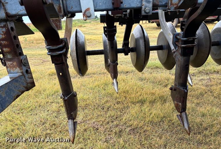 image for item DT3276 CrustBuster TS49 X10 3200 grain drill