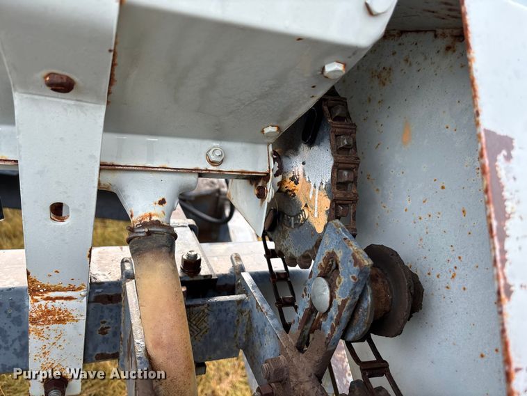 image for item DT3276 CrustBuster TS49 X10 3200 grain drill