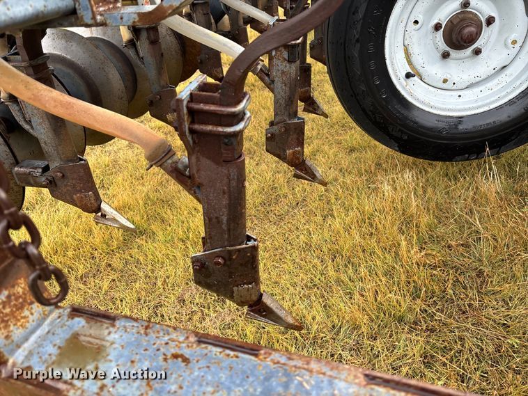 image for item DT3276 CrustBuster TS49 X10 3200 grain drill