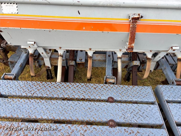 image for item DT3276 CrustBuster TS49 X10 3200 grain drill