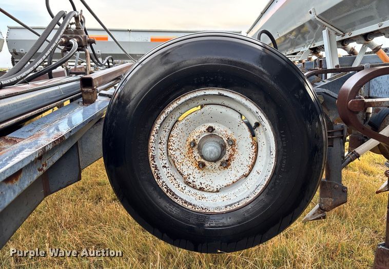 image for item DT3276 CrustBuster TS49 X10 3200 grain drill