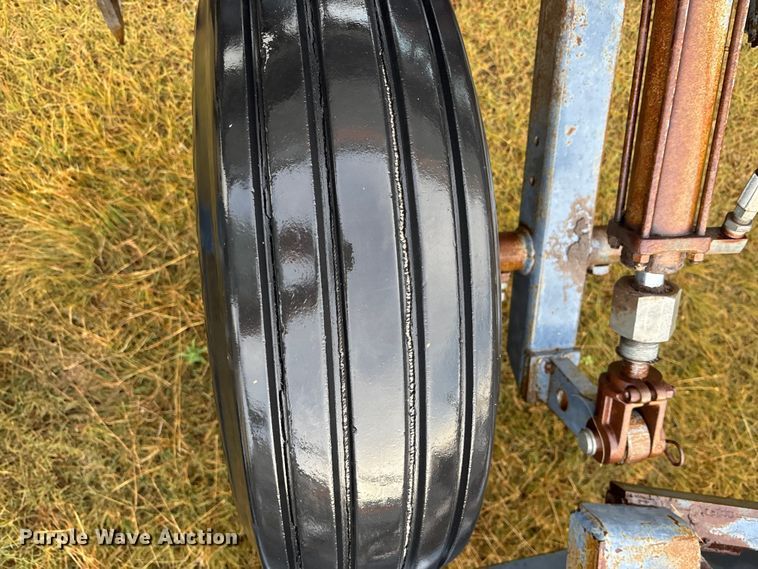 image for item DT3276 CrustBuster TS49 X10 3200 grain drill