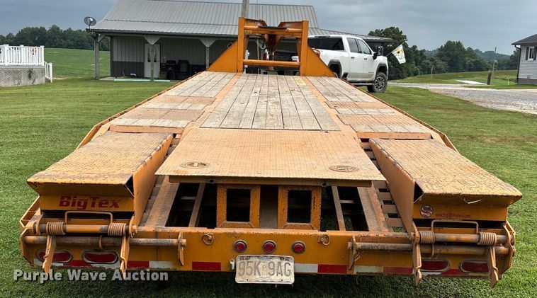 image for item DW7244 2004 Big Tex 25GN-24+5 equipment trailer