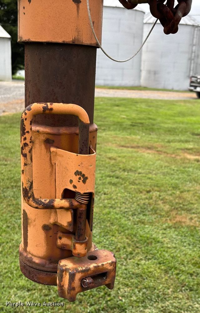 image for item DW7244 2004 Big Tex 25GN-24+5 equipment trailer