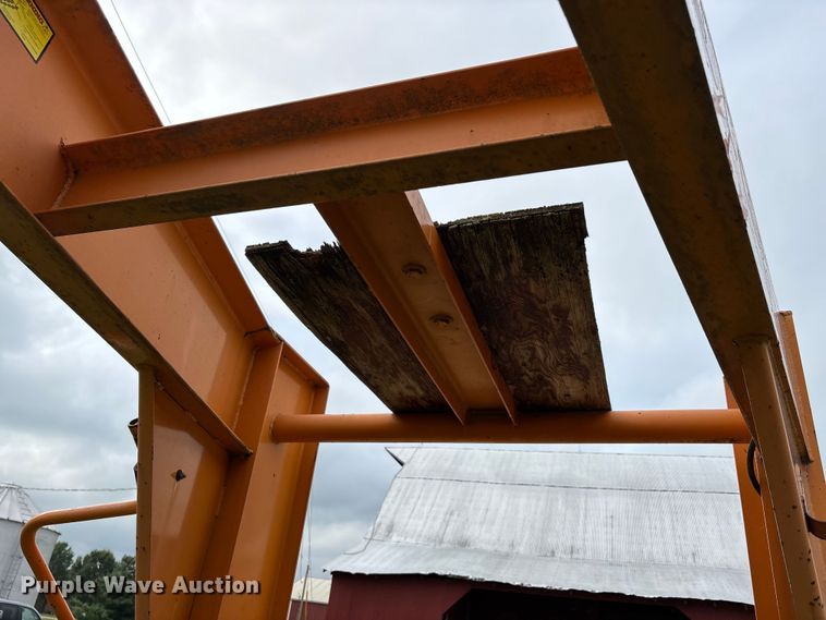 image for item DW7244 2004 Big Tex 25GN-24+5 equipment trailer