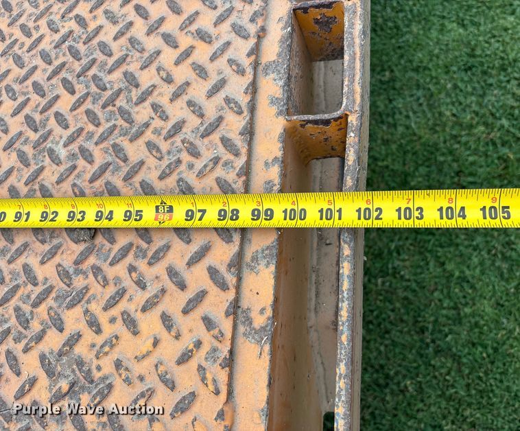 image for item DW7244 2004 Big Tex 25GN-24+5 equipment trailer