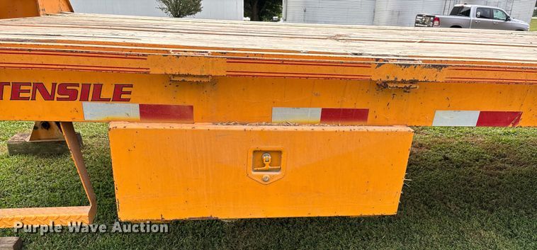 image for item DW7244 2004 Big Tex 25GN-24+5 equipment trailer