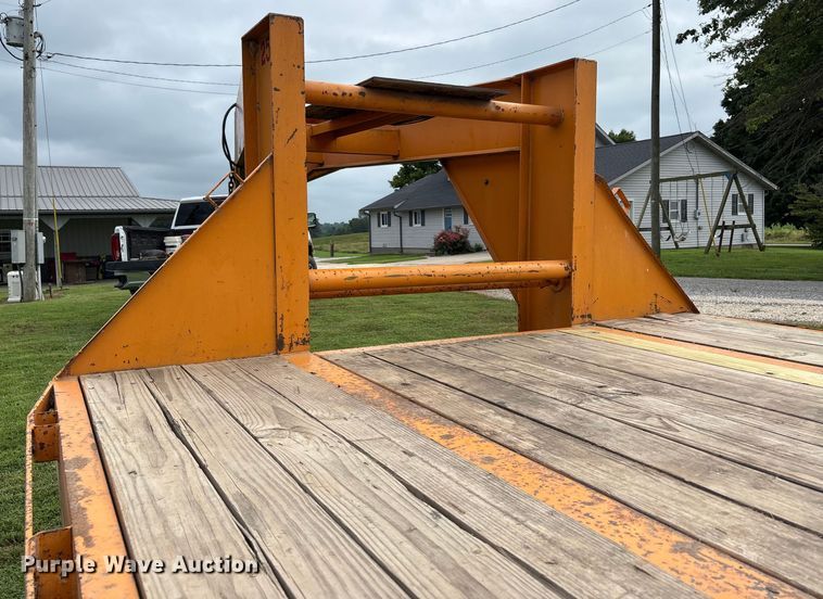 image for item DW7244 2004 Big Tex 25GN-24+5 equipment trailer