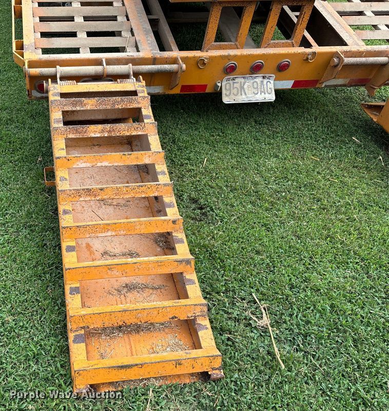 image for item DW7244 2004 Big Tex 25GN-24+5 equipment trailer