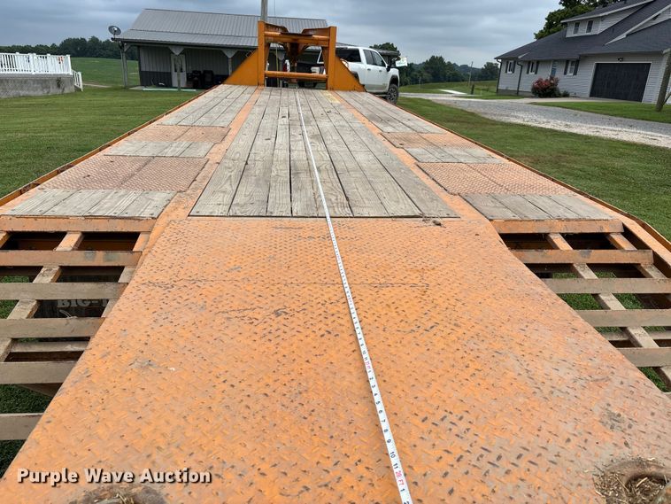 image for item DW7244 2004 Big Tex 25GN-24+5 equipment trailer