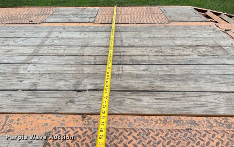 image for item DW7244 2004 Big Tex 25GN-24+5 equipment trailer