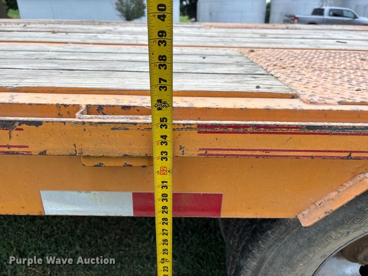 image for item DW7244 2004 Big Tex 25GN-24+5 equipment trailer