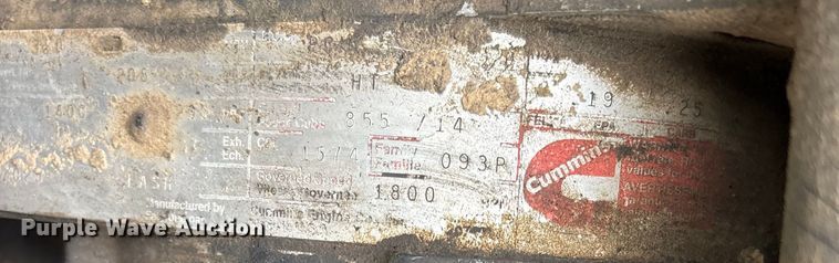 image for item DW7245 1993 International 8200 semi truck