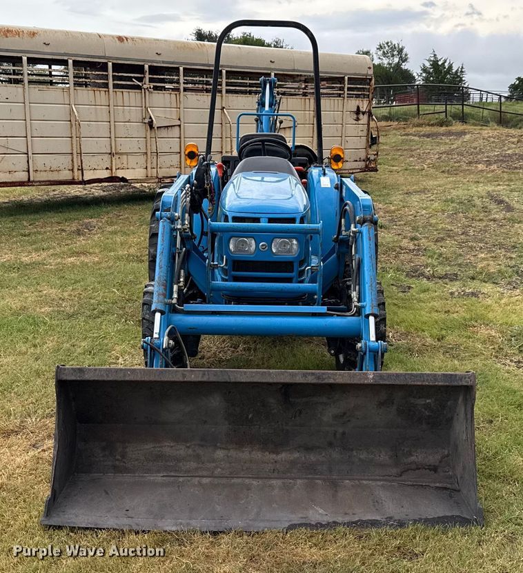 image for item DX5703 2014 LS G3033 MFWD tractor