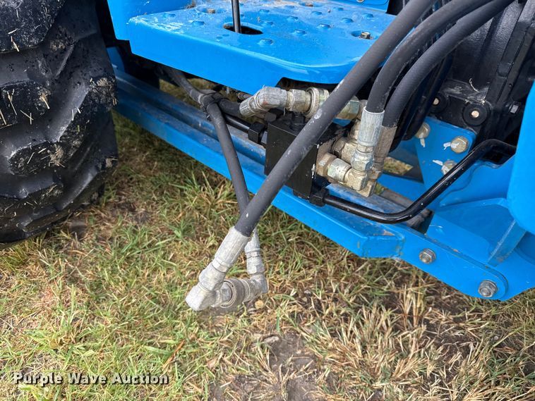 image for item DX5703 2014 LS G3033 MFWD tractor