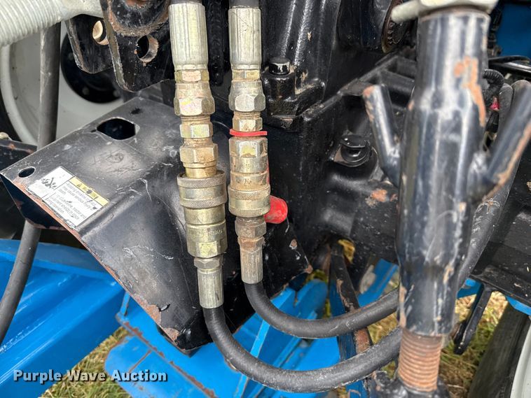 image for item DX5703 2014 LS G3033 MFWD tractor