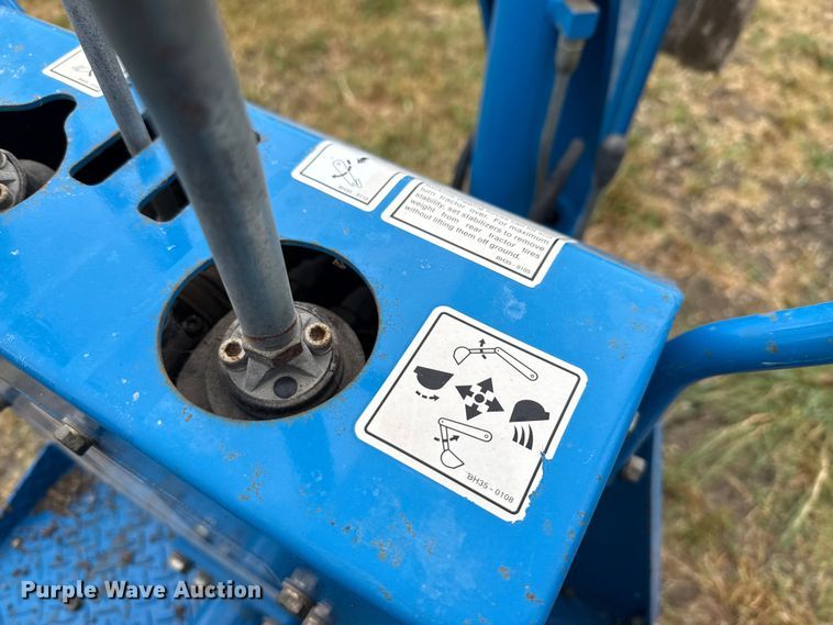 image for item DX5703 2014 LS G3033 MFWD tractor