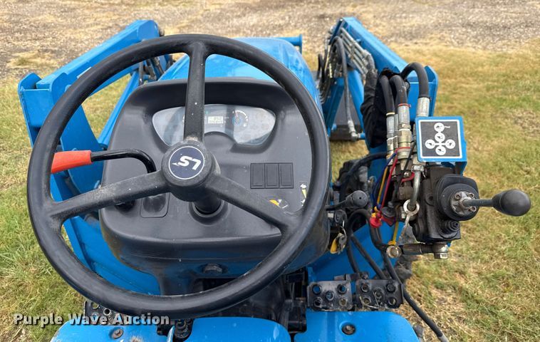 image for item DX5703 2014 LS G3033 MFWD tractor