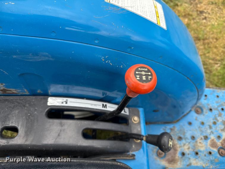 image for item DX5703 2014 LS G3033 MFWD tractor