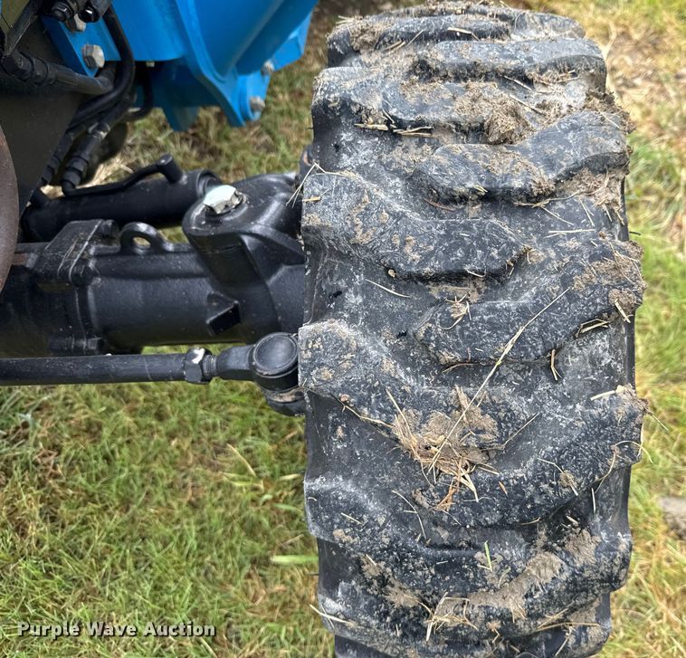 image for item DX5703 2014 LS G3033 MFWD tractor