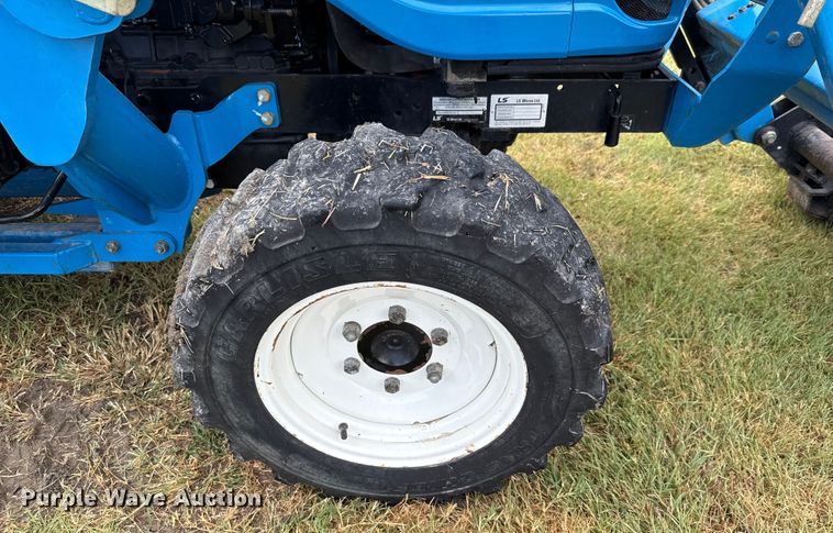 image for item DX5703 2014 LS G3033 MFWD tractor