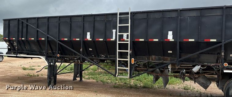 image for item DX7983 2011 Trinity Eagle Bridge live bottom trailer