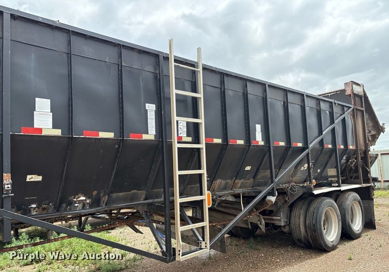 image for item DX7983 2011 Trinity Eagle Bridge live bottom trailer