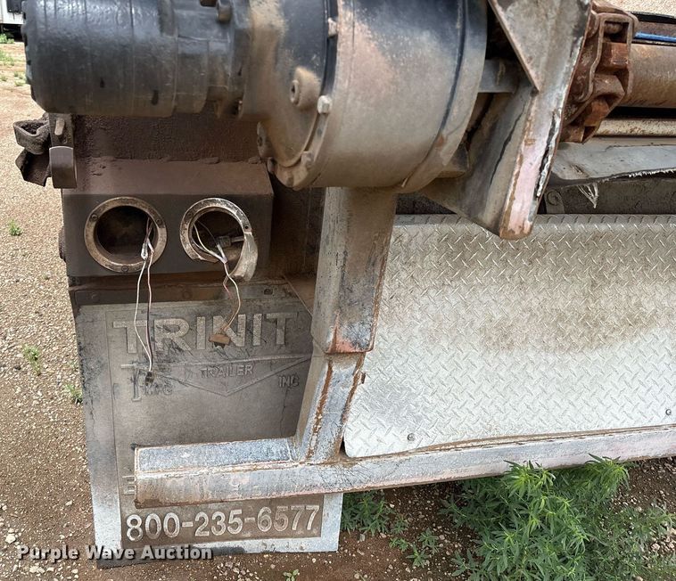 image for item DX7983 2011 Trinity Eagle Bridge live bottom trailer