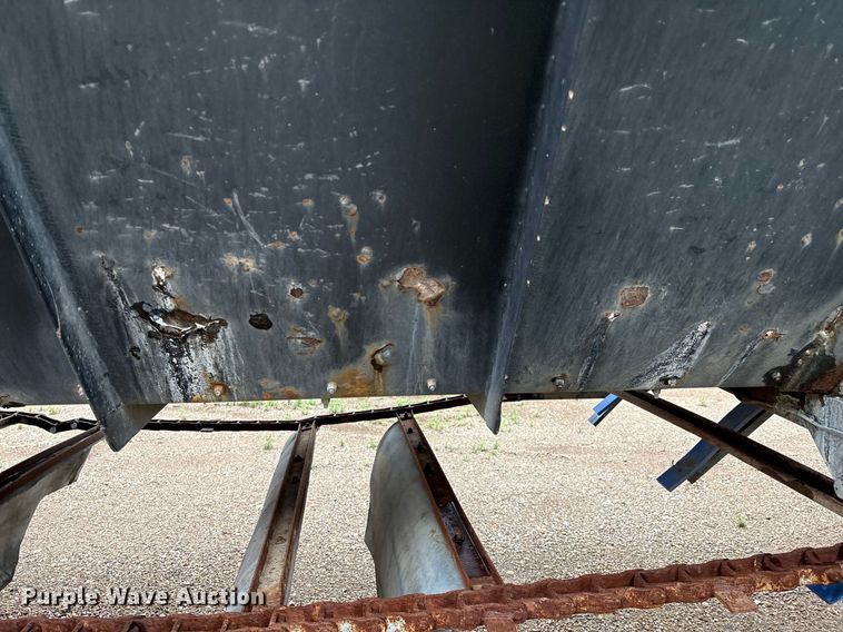 image for item DX7983 2011 Trinity Eagle Bridge live bottom trailer