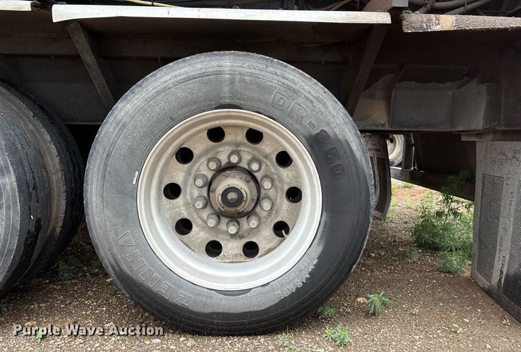 image for item DX7983 2011 Trinity Eagle Bridge live bottom trailer