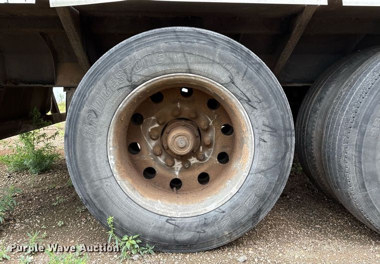 image for item DX7983 2011 Trinity Eagle Bridge live bottom trailer