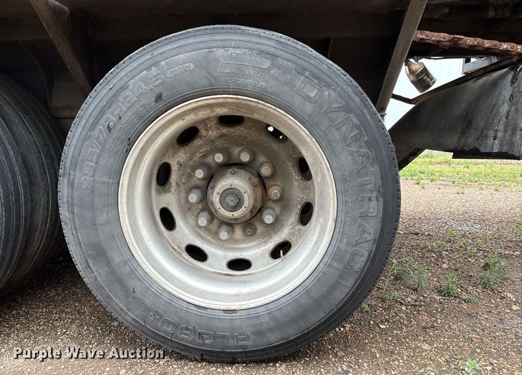 image for item DX7983 2011 Trinity Eagle Bridge live bottom trailer