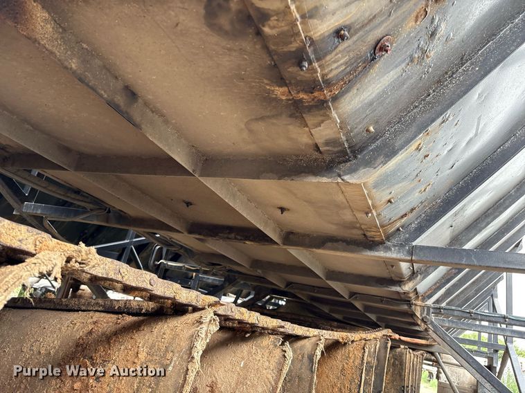 image for item DX7989 2010 Trinity Eagle Bridge live bottom trailer