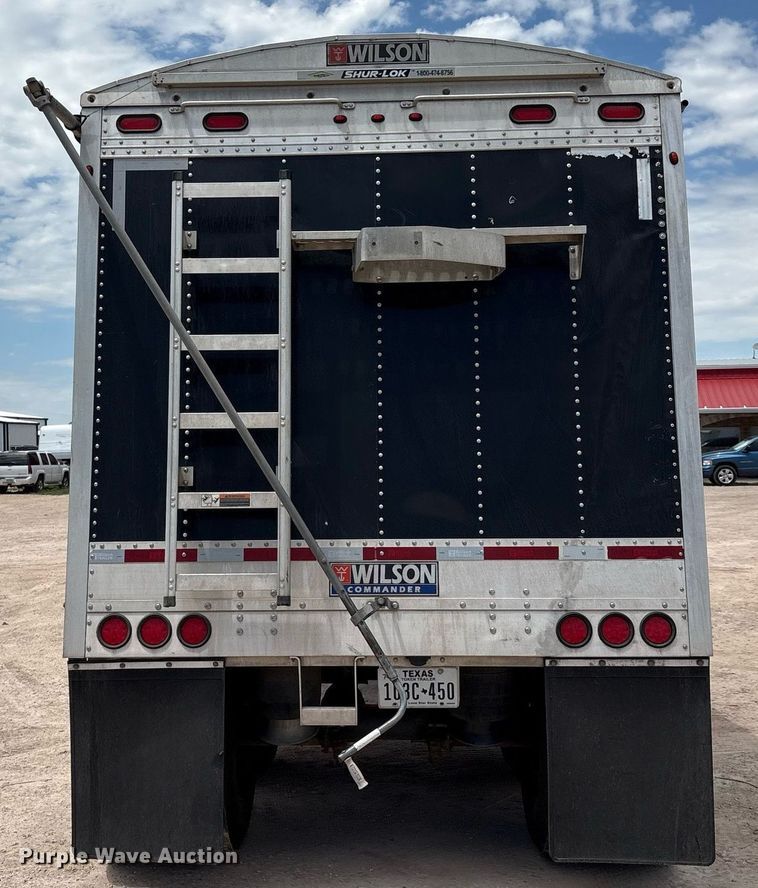 image for item DX8054 2020 Wilson DWH-650CB grain trailer
