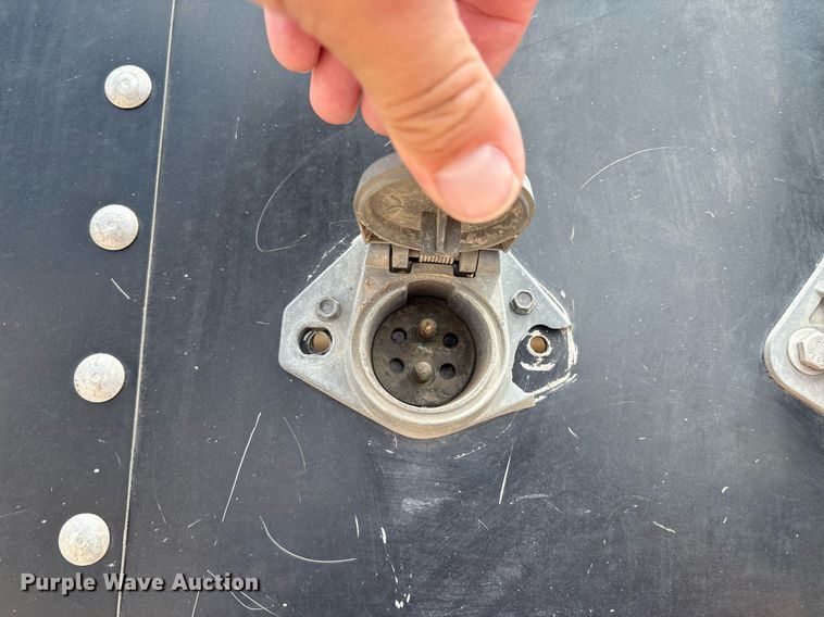 image for item DX8054 2020 Wilson DWH-650CB grain trailer