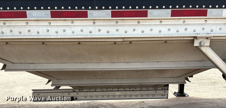 image for item DX8054 2020 Wilson DWH-650CB grain trailer